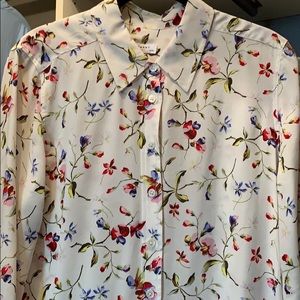 Ladies floral long sleeve blouse